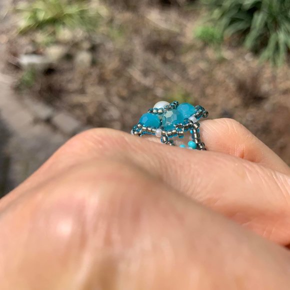 🌷3 for$25🌷Handmade Turquoise Gold & White Beaded Ring, Fits Up to Ring Size 9 - Picture 4 of 5